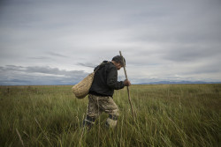 Using a grass bag